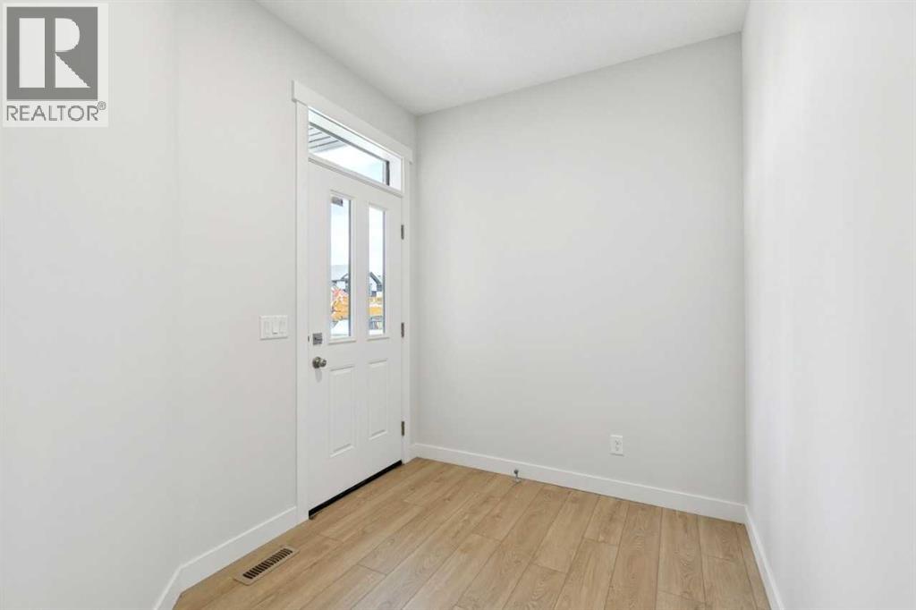 322 Hotchkiss Common SE, Calgary, Alberta  T3S 0A6 - Photo 3 - A2303965