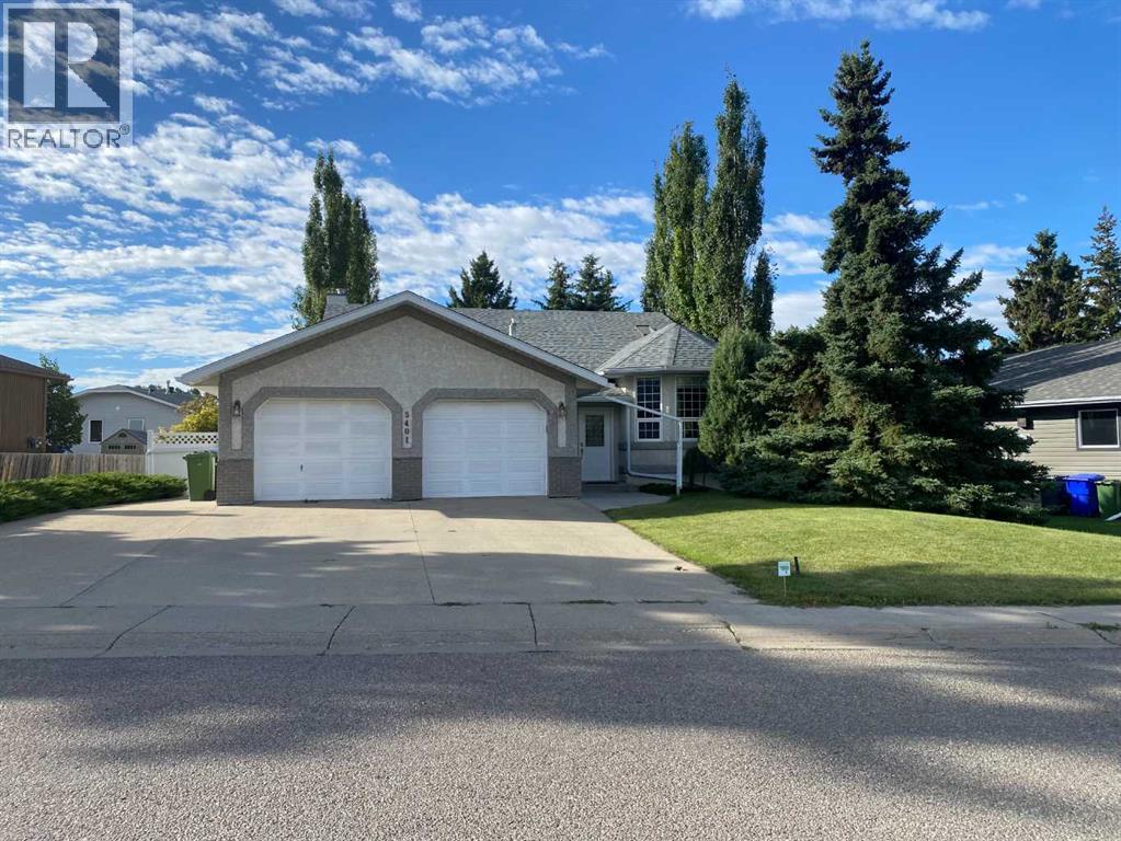 5401 Shannon Drive, Olds, Alberta  T4H 1C2 - Photo 1 - A2305187