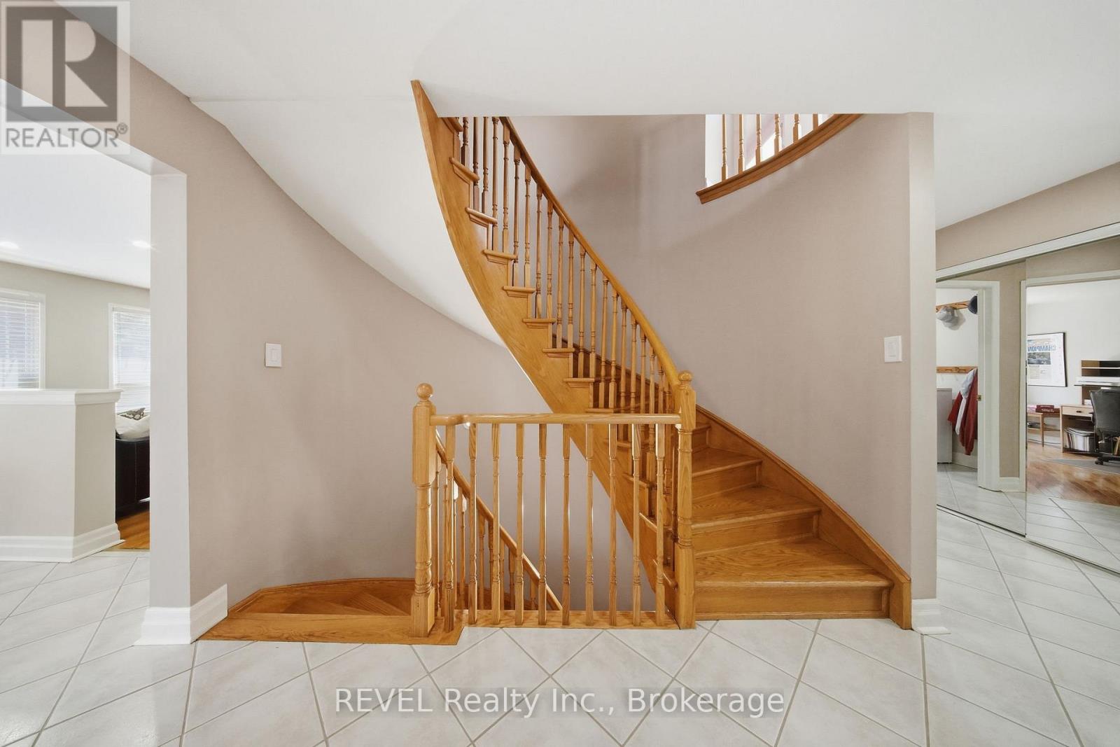 29 Stratton Crescent, Whitby, Ontario  L1R 1V4 - Photo 19 - E13692338