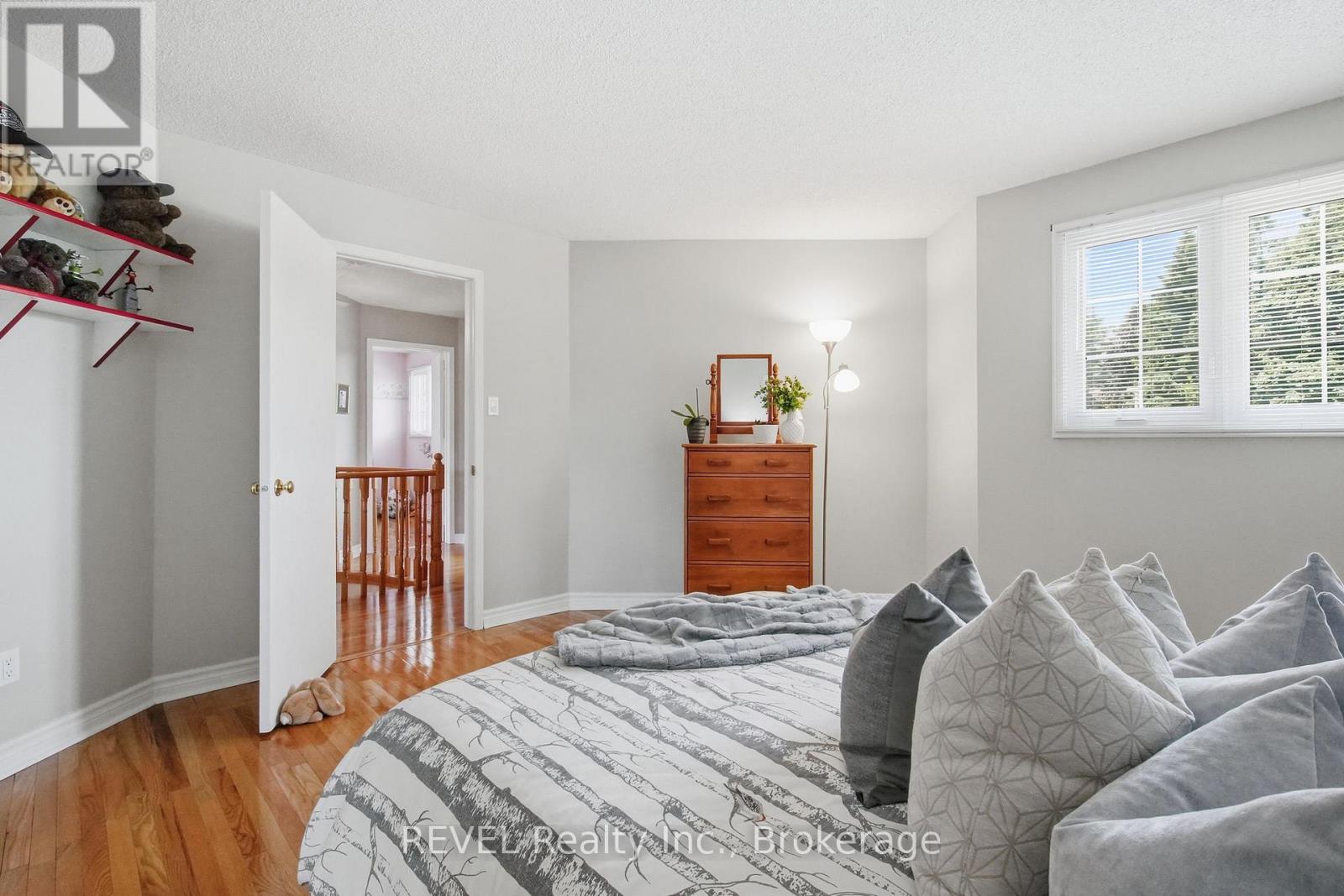 29 Stratton Crescent, Whitby, Ontario  L1R 1V4 - Photo 28 - E13692338