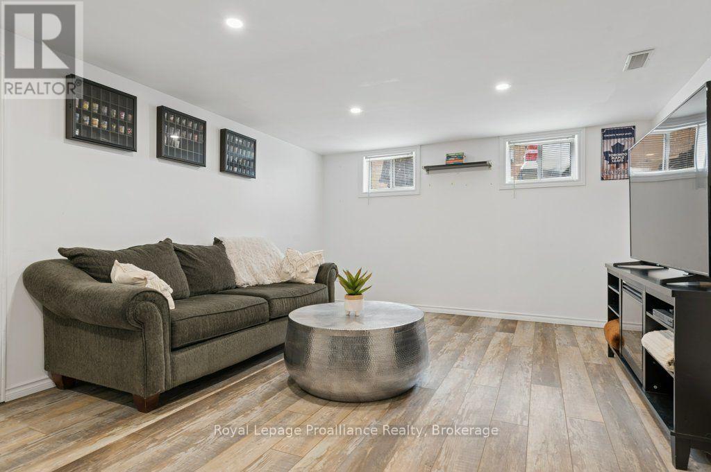 62 Barbara Street, Quinte West, Ontario  K8V 1Z5 - Photo 30 - X13692382