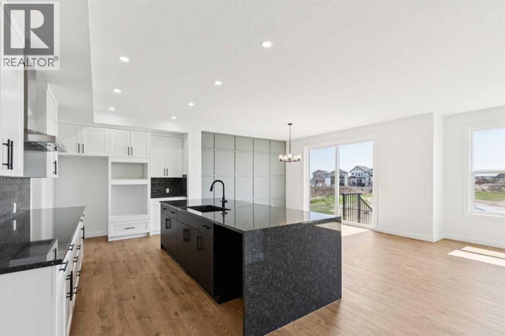 427 Bridgeport Glen, Chestermere, Alberta  T1X 3C9 - Photo 11 - A2336134