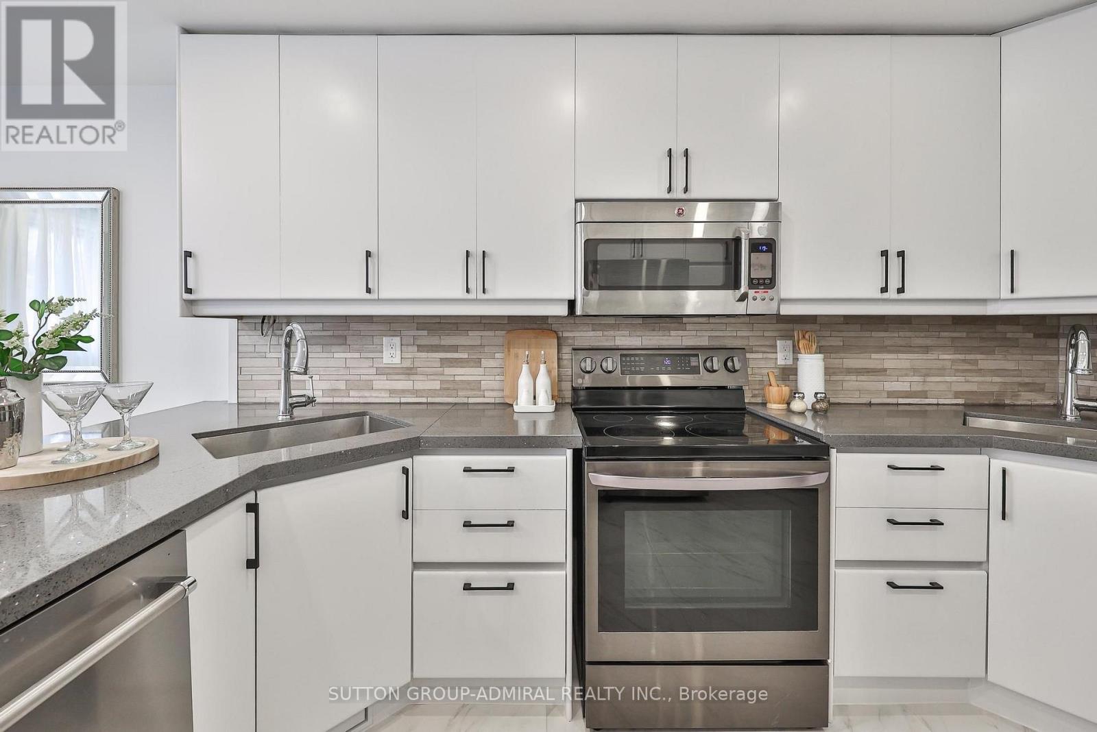 256 Torresdale Avenue, Toronto, Ontario  M2R 3E8 - Photo 15 - C13692370