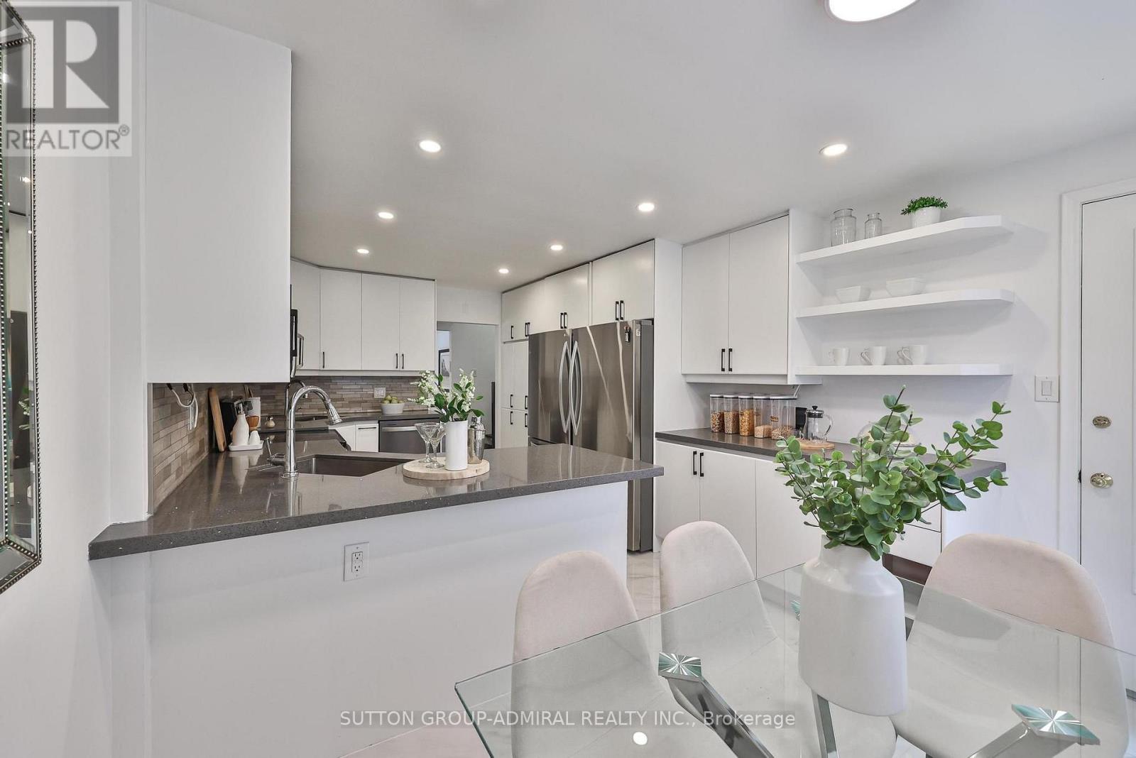 256 Torresdale Avenue, Toronto, Ontario  M2R 3E8 - Photo 17 - C13692370