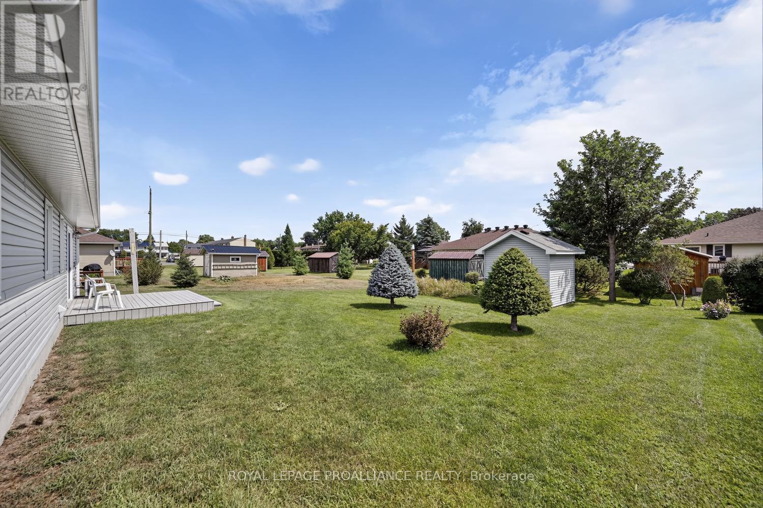 10726 West End Terrace E, South Dundas, Ontario  K0E 1K0 - Photo 37 - X13692342