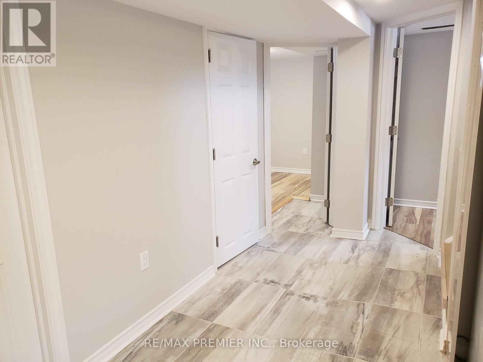 Lower - 40 Byng Avenue, Oshawa, Ontario  L1G 3N1 - Photo 3 - E13692324
