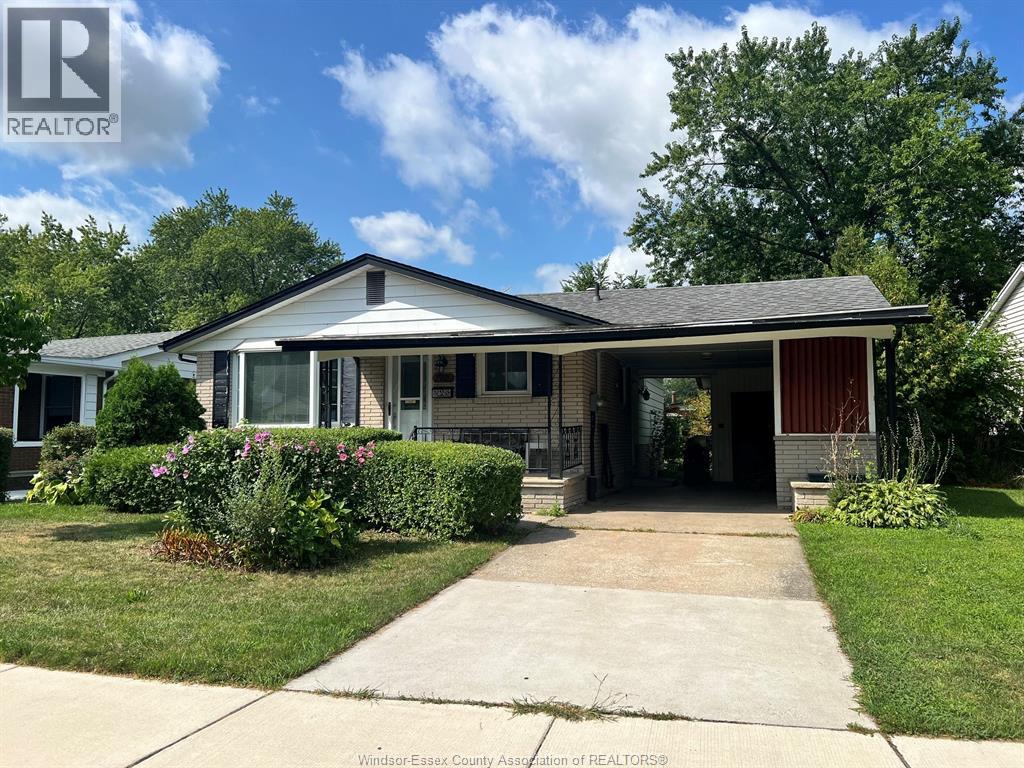 MLS# 26020297: 2729 RIVARD, Windsor, Canada