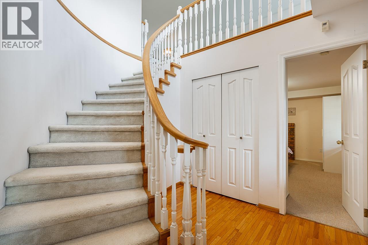 3315 El Casa Court, Coquitlam, British Columbia  V3E 2P9 - Photo 2 - R3157180