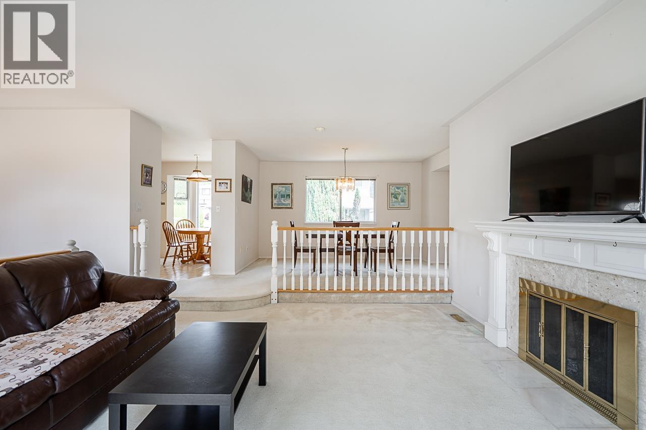 3315 El Casa Court, Coquitlam, British Columbia  V3E 2P9 - Photo 4 - R3157180