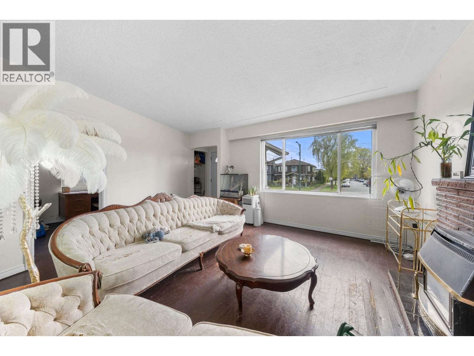 339 E 41st Avenue, Vancouver, British Columbia  V5W 1N9 - Photo 11 - R3157182