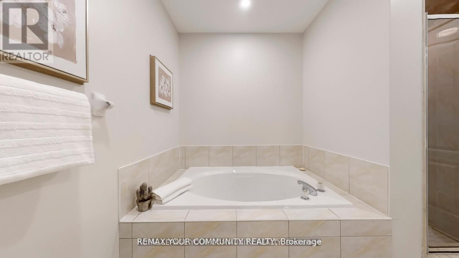 164 - 190 Harding Boulevard W, Richmond Hill, Ontario  L4C 0J9 - Photo 28 - N13692278