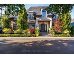 222 ARNOLD AVENUE, Vaughan, Ontario