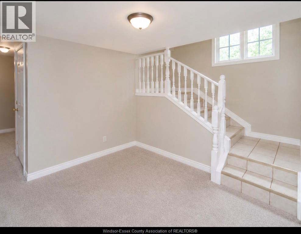 4262 Showdown, Windsor, Ontario  N9G 3B1 - Photo 10 - 26020243