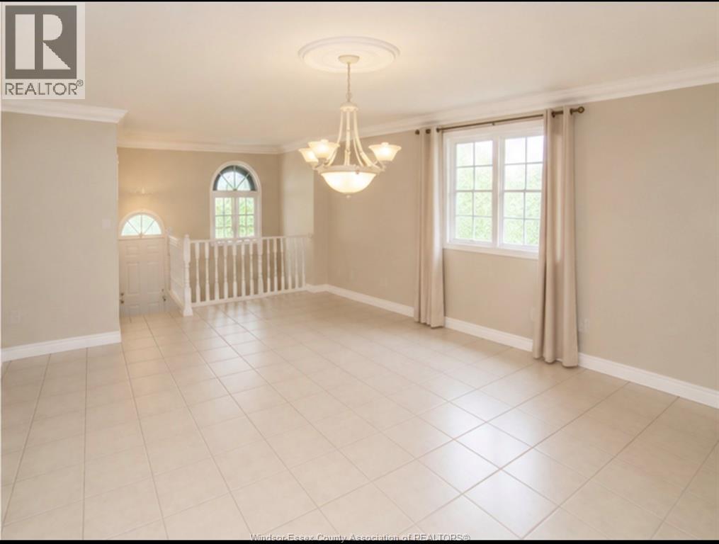 4262 Showdown, Windsor, Ontario  N9G 3B1 - Photo 3 - 26020243