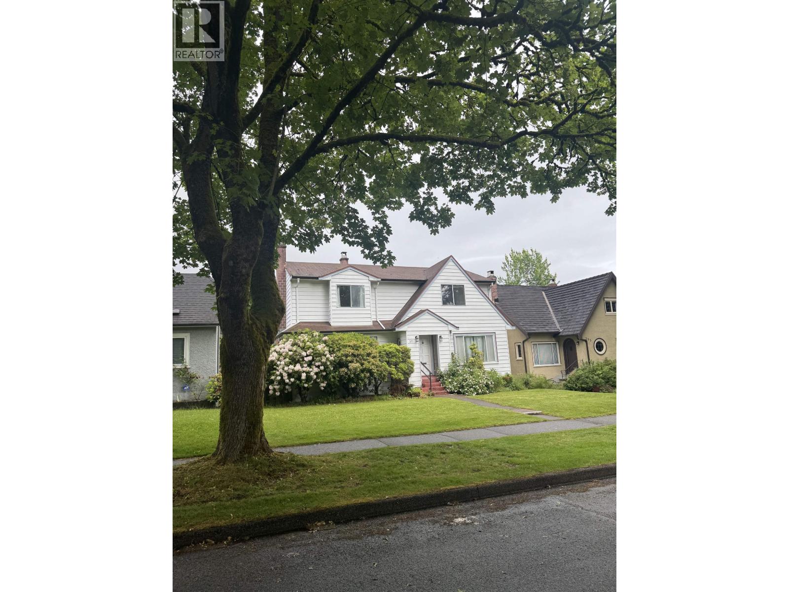 311 W 21st Avenue, Vancouver, British Columbia  V5Y 2E4 - Photo 2 - R3134762