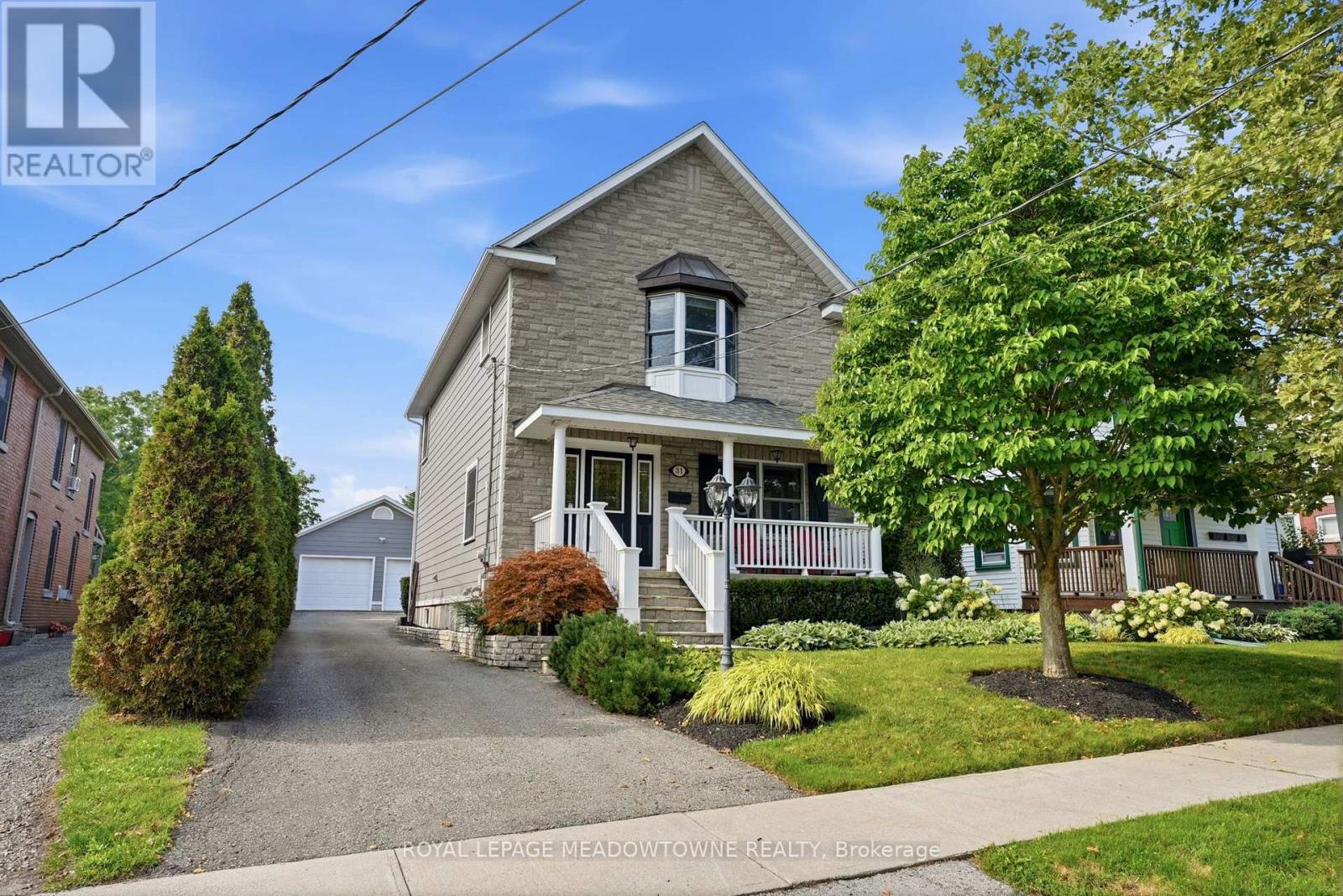 31 Emerick Avenue, Fort Erie, Ontario  L2A 2W2 - Photo 2 - X13691990