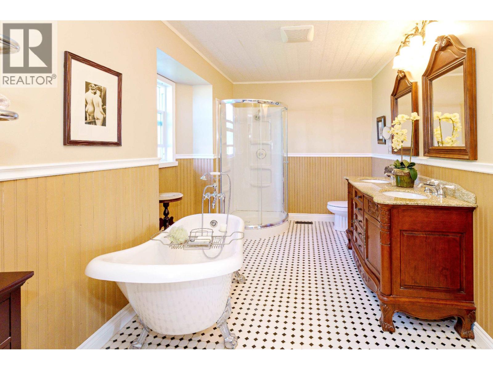 12612 215 Street, Maple Ridge, British Columbia  V4R 2H3 - Photo 32 - R3157089