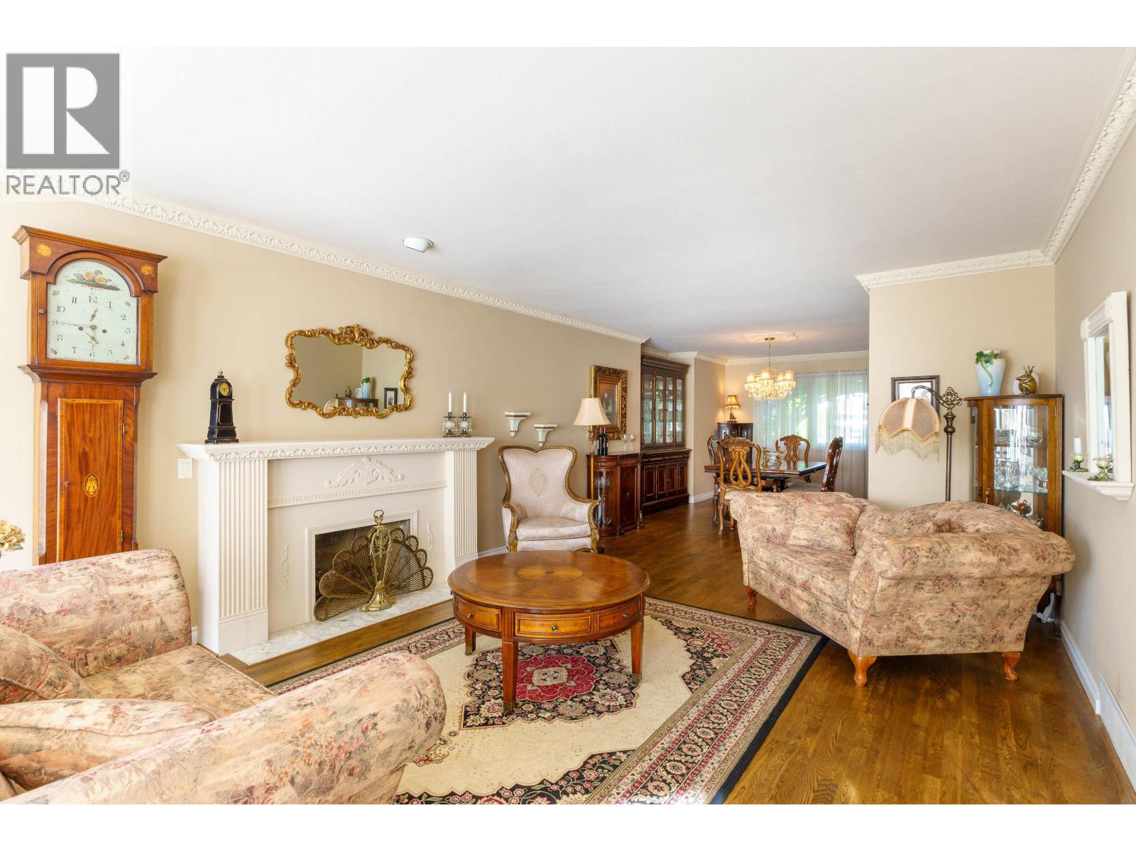 12612 215 Street, Maple Ridge, British Columbia  V4R 2H3 - Photo 4 - R3157089