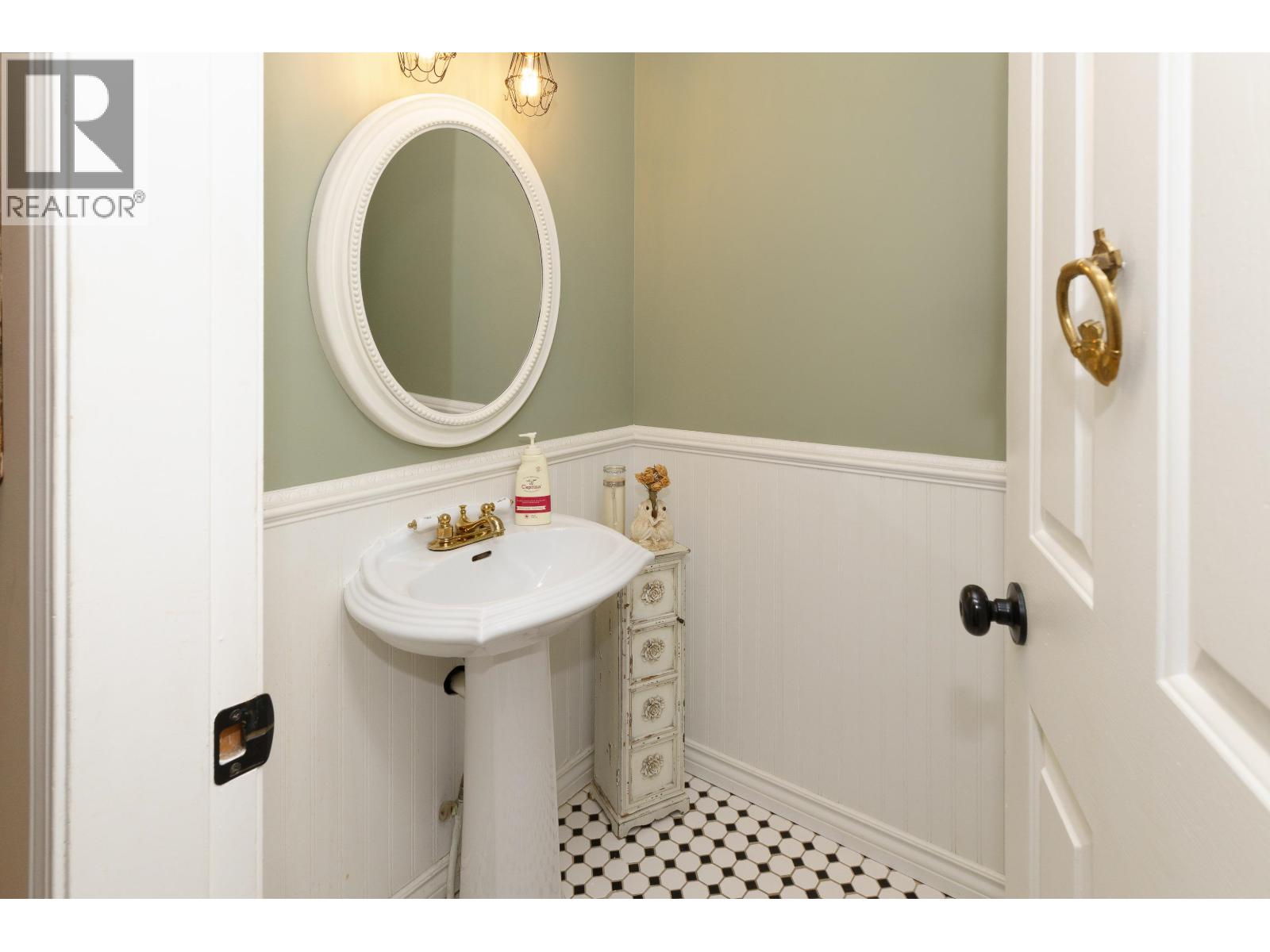 12612 215 Street, Maple Ridge, British Columbia  V4R 2H3 - Photo 22 - R3157089