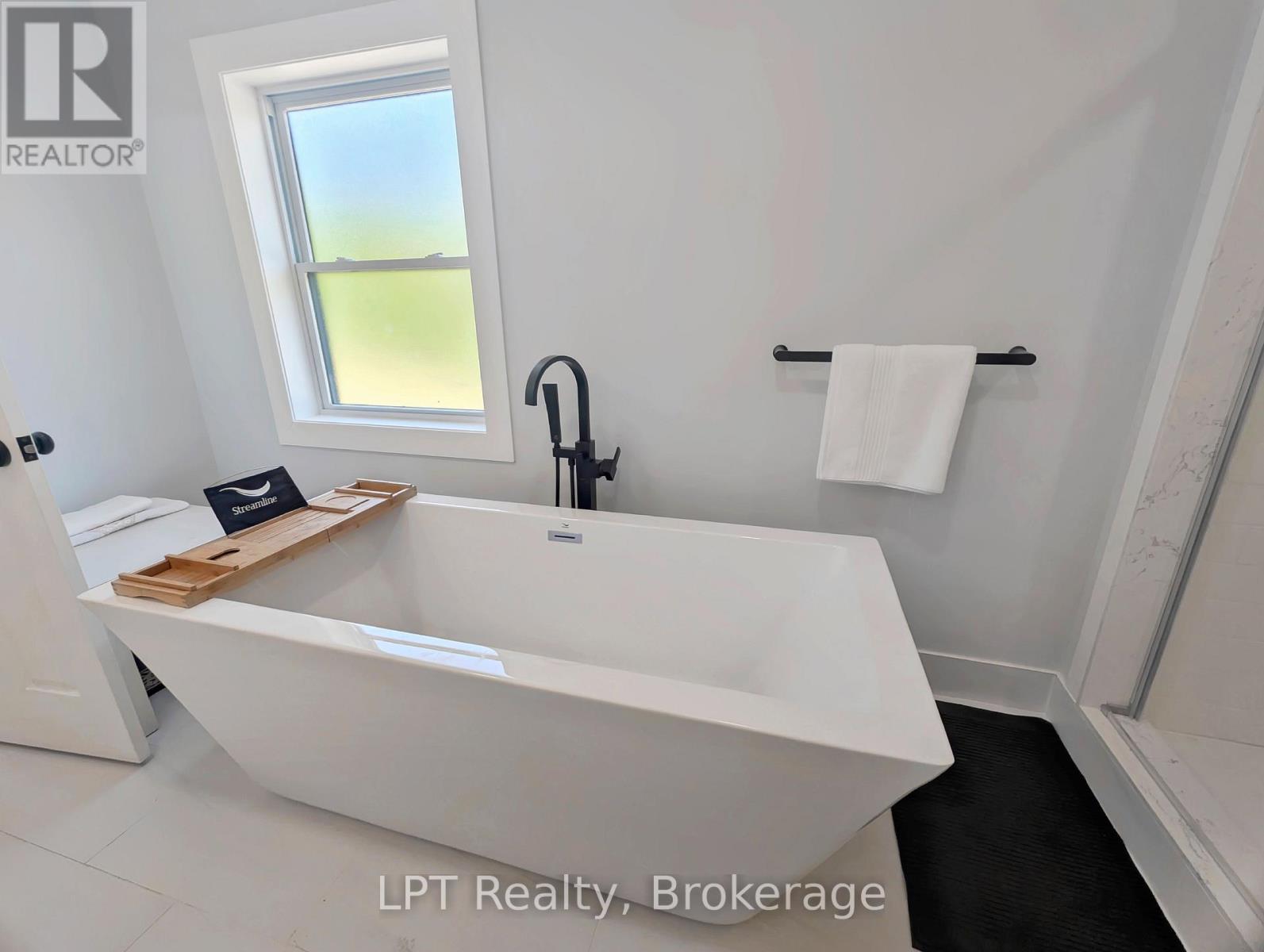 20 Red Bay Road, South Bruce Peninsula, Ontario  N0H 2T0 - Photo 29 - X12877384