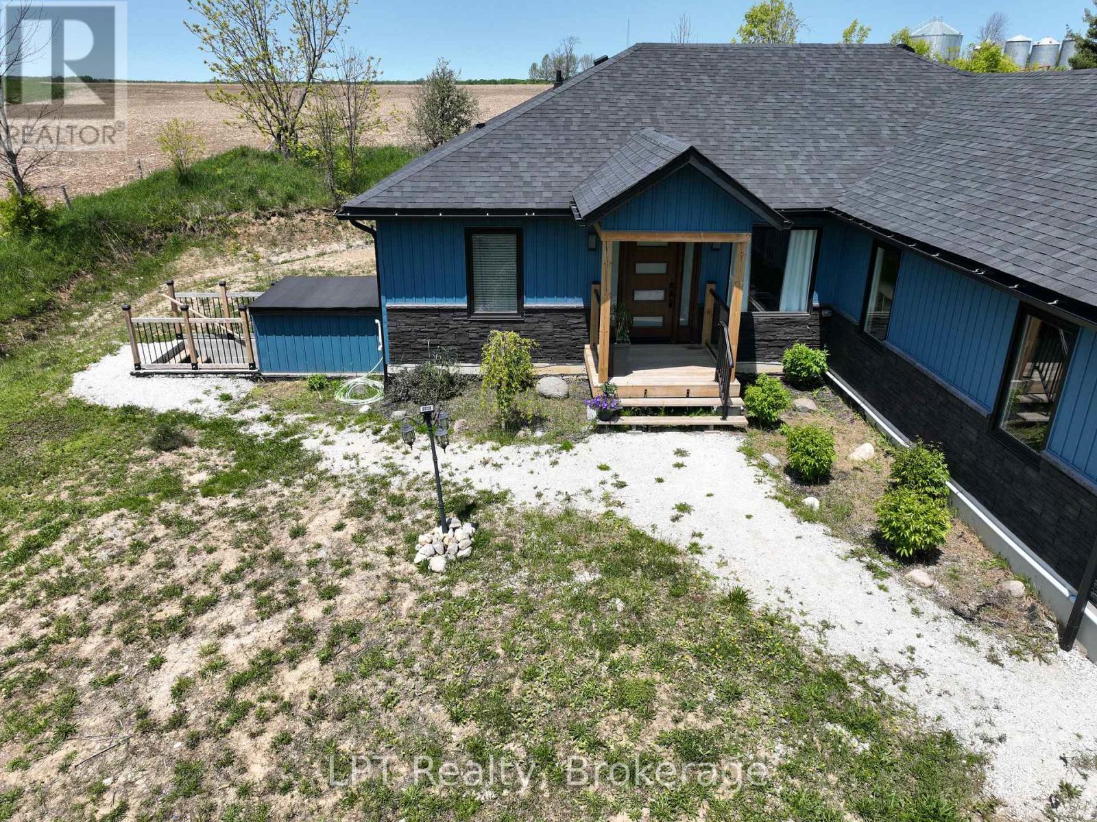 20 Red Bay Road, South Bruce Peninsula, Ontario  N0H 2T0 - Photo 4 - X12877384