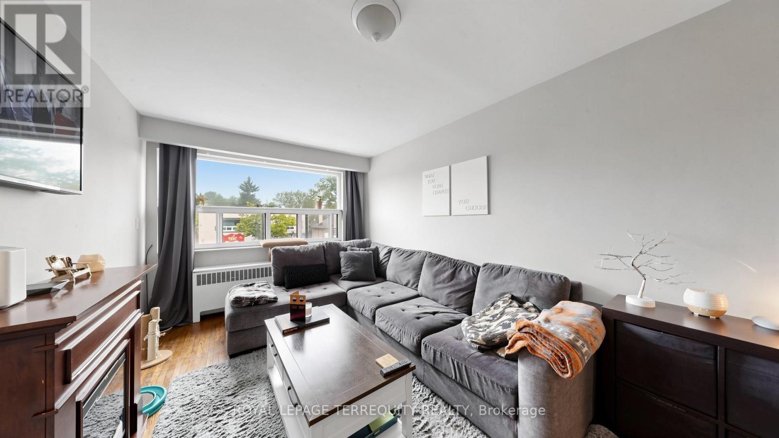 321 Lakeshore Road E, Mississauga, Ontario  L5G 1H3 - Photo 16 - W13174128