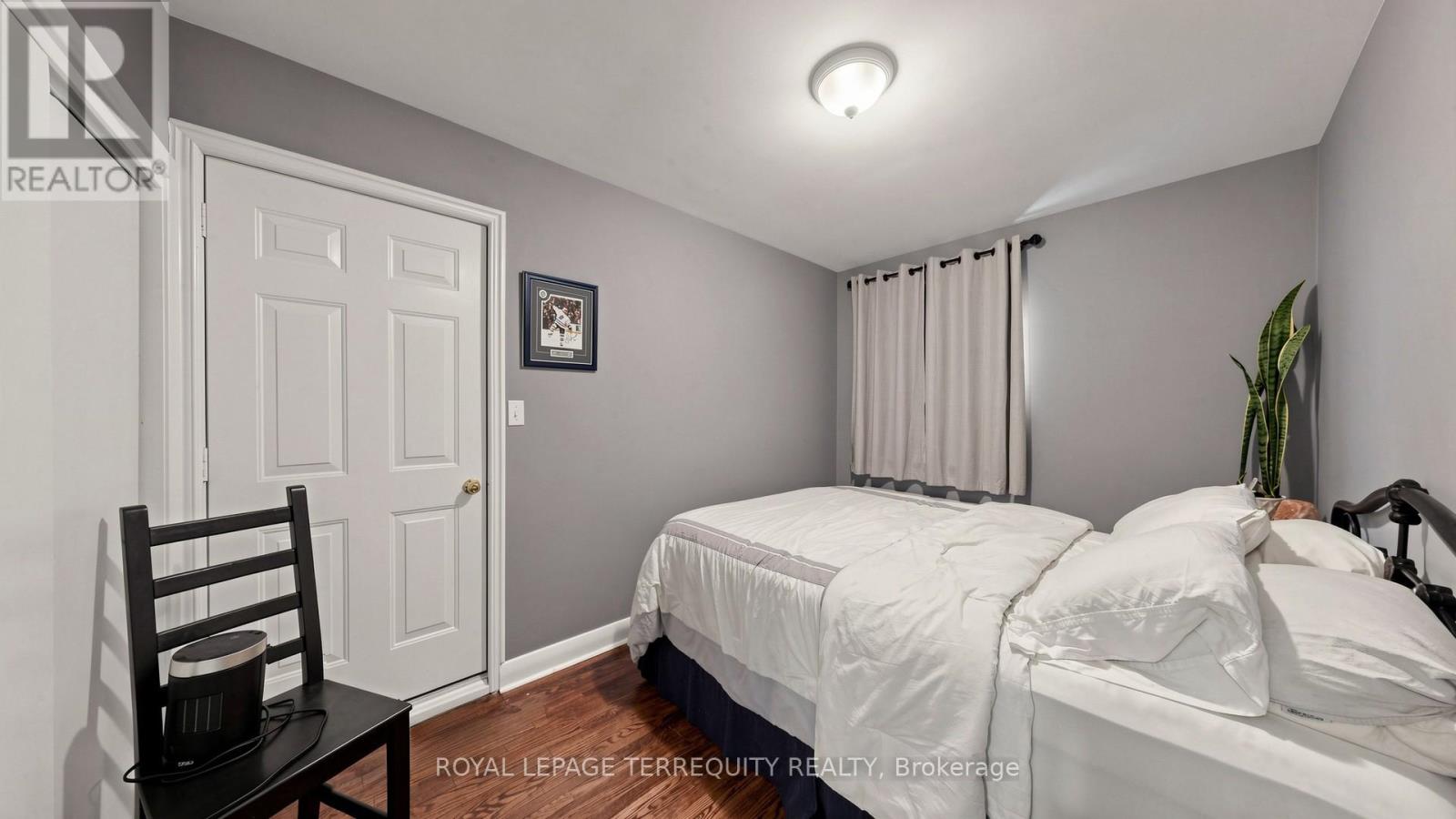 321 Lakeshore Road E, Mississauga, Ontario  L5G 1H3 - Photo 18 - W13174128