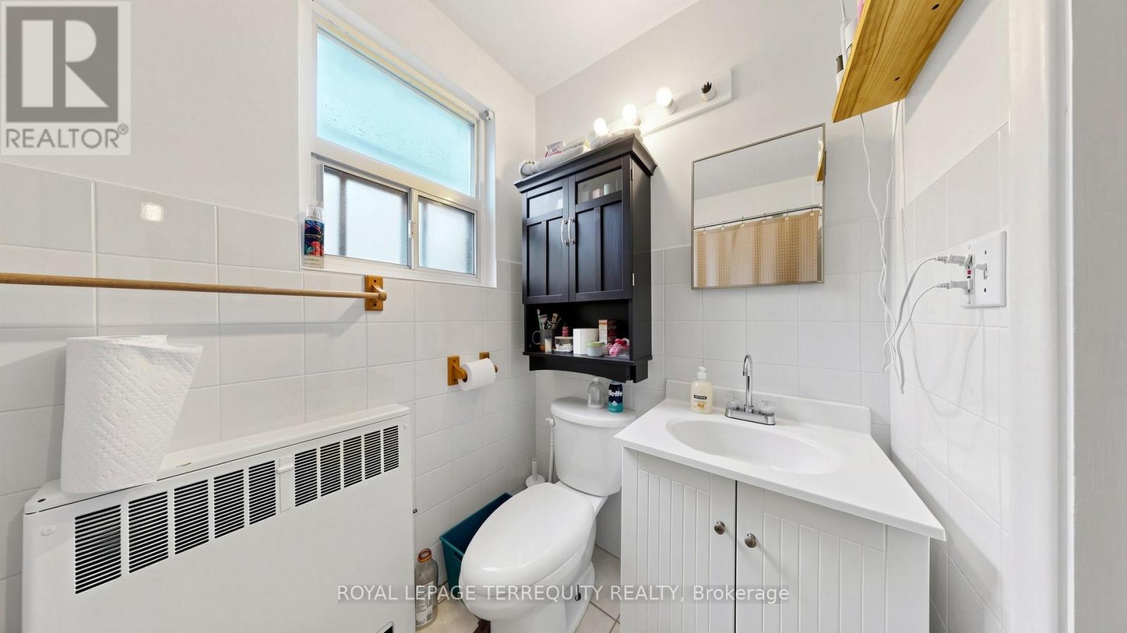 321 Lakeshore Road E, Mississauga, Ontario  L5G 1H3 - Photo 26 - W13174128
