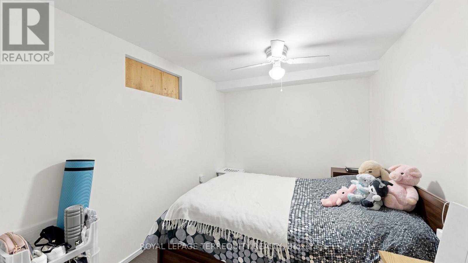 321 Lakeshore Road E, Mississauga, Ontario  L5G 1H3 - Photo 35 - W13174128