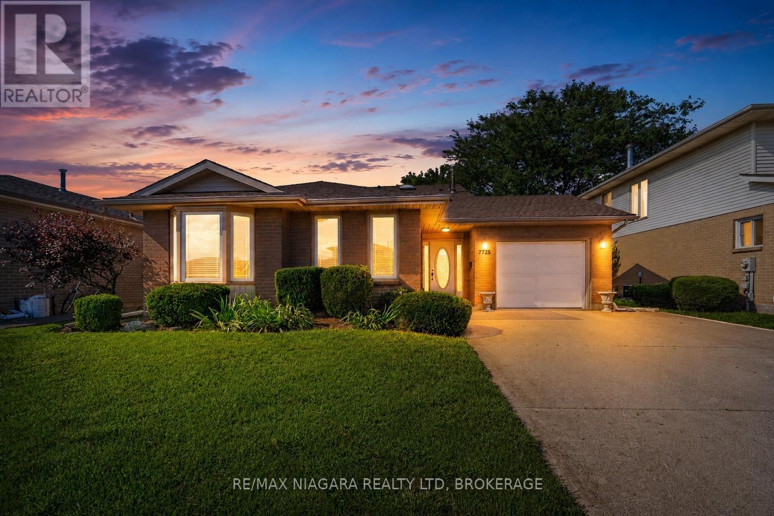7725 SWAN STREET, Niagara Falls, Ontario
