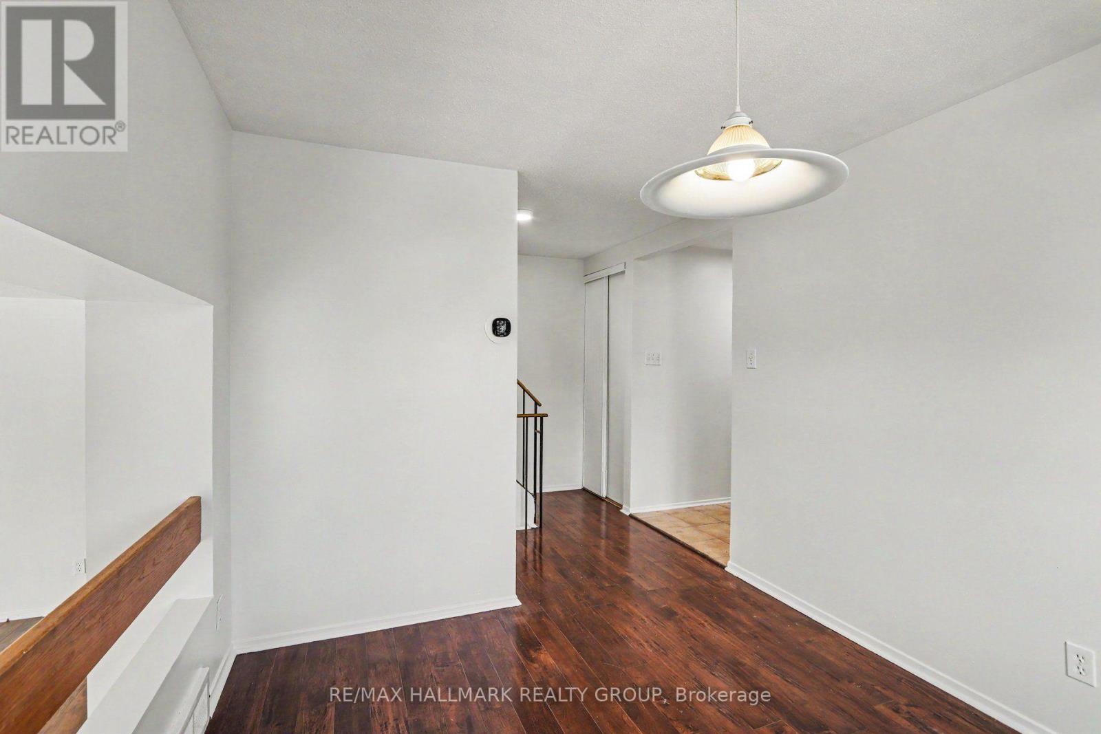 1747a Lamoureux Drive, Ottawa, Ontario  K1E 2N3 - Photo 11 - X13685562