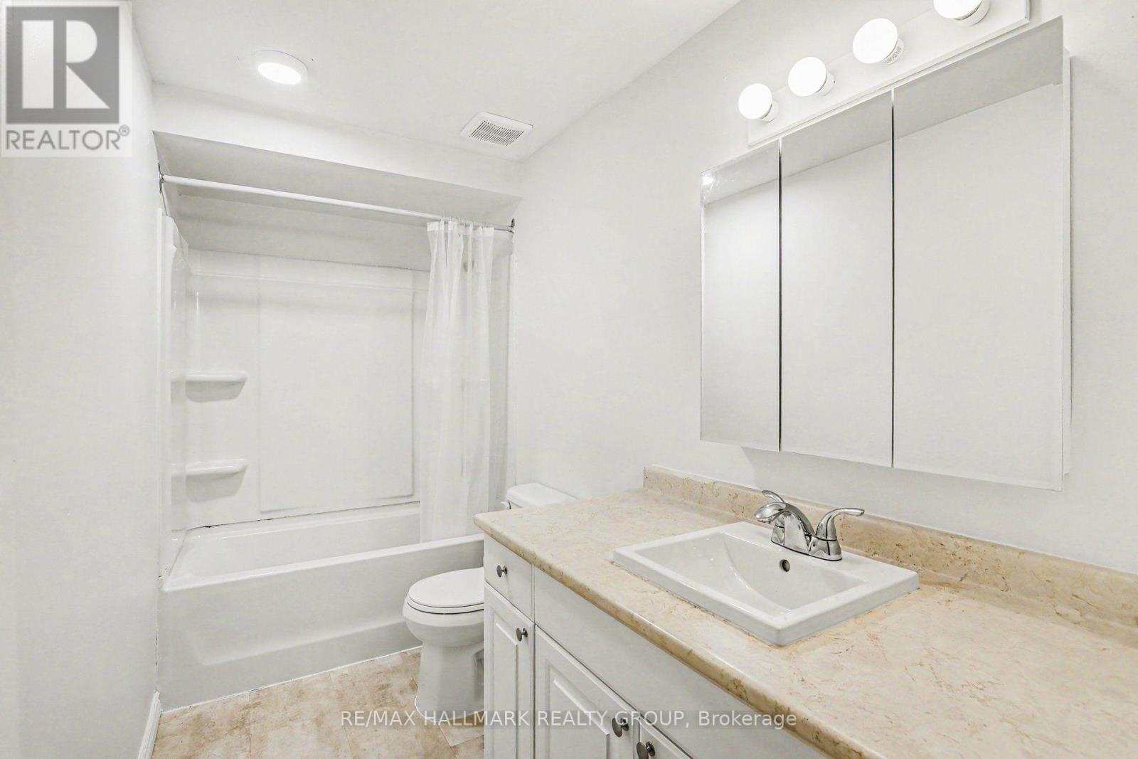 1747a Lamoureux Drive, Ottawa, Ontario  K1E 2N3 - Photo 20 - X13685562