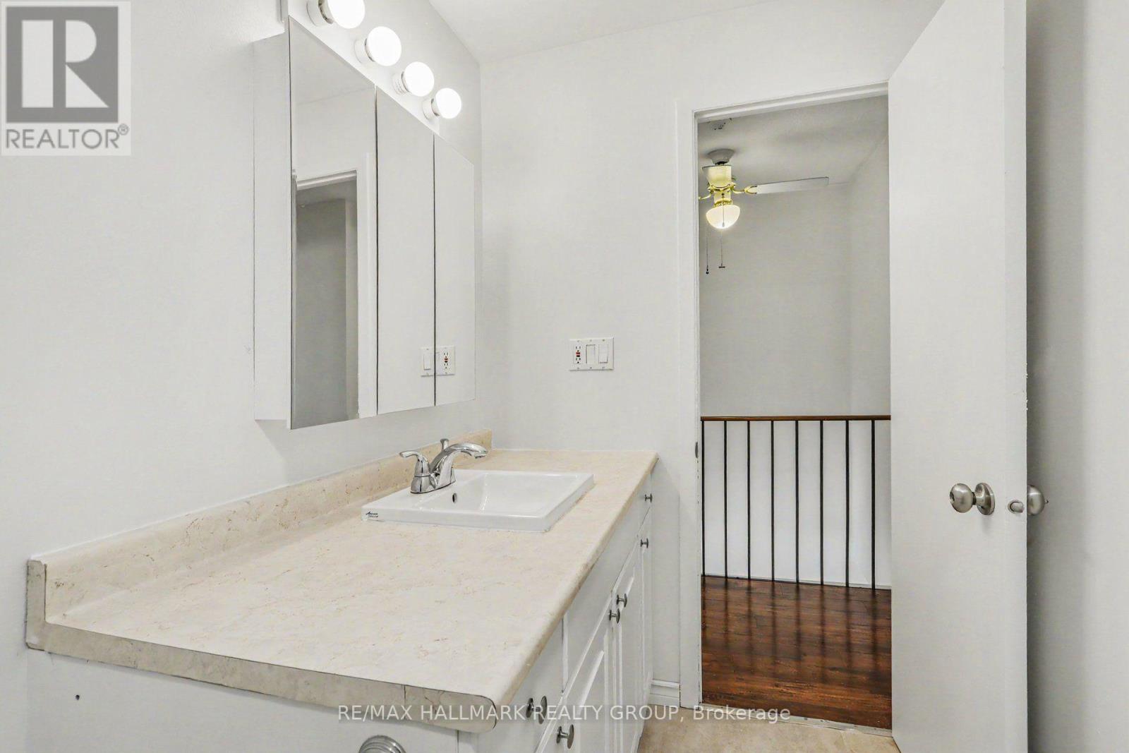1747a Lamoureux Drive, Ottawa, Ontario  K1E 2N3 - Photo 21 - X13685562