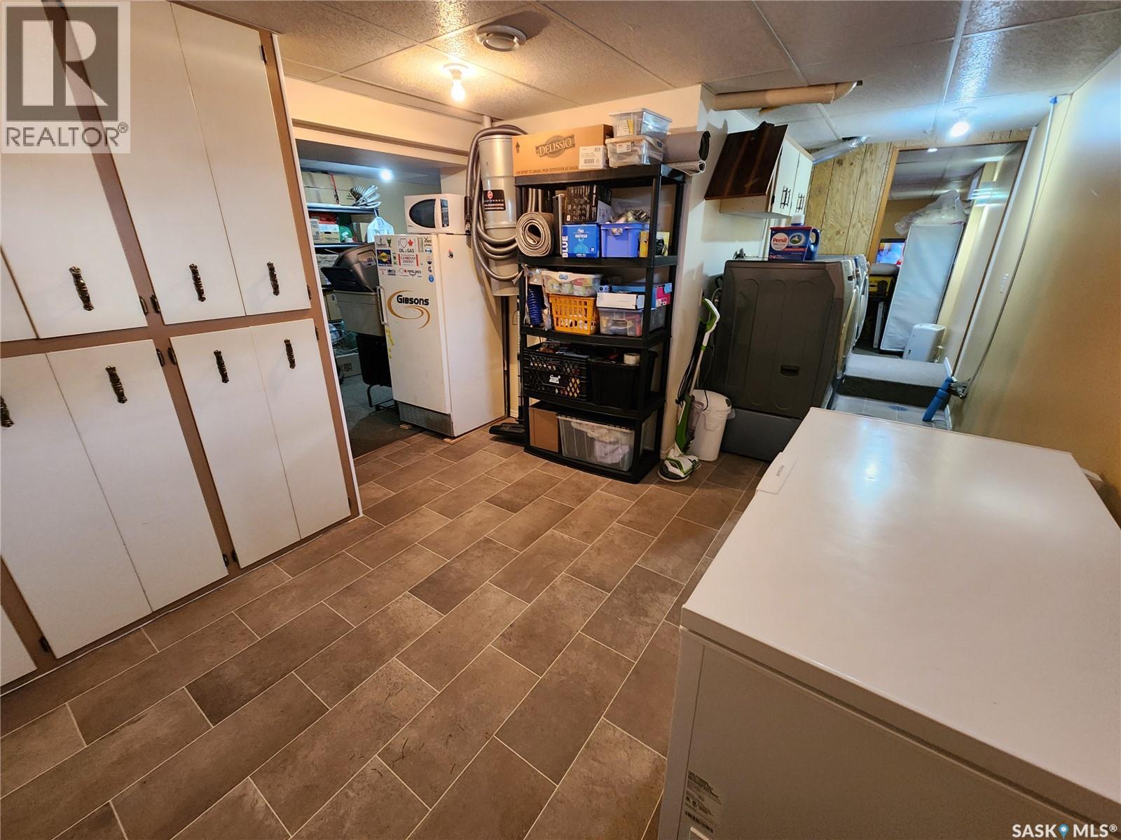 304 Second Avenue E, Lampman, Saskatchewan  S0C 1N0 - Photo 42 - SK030695