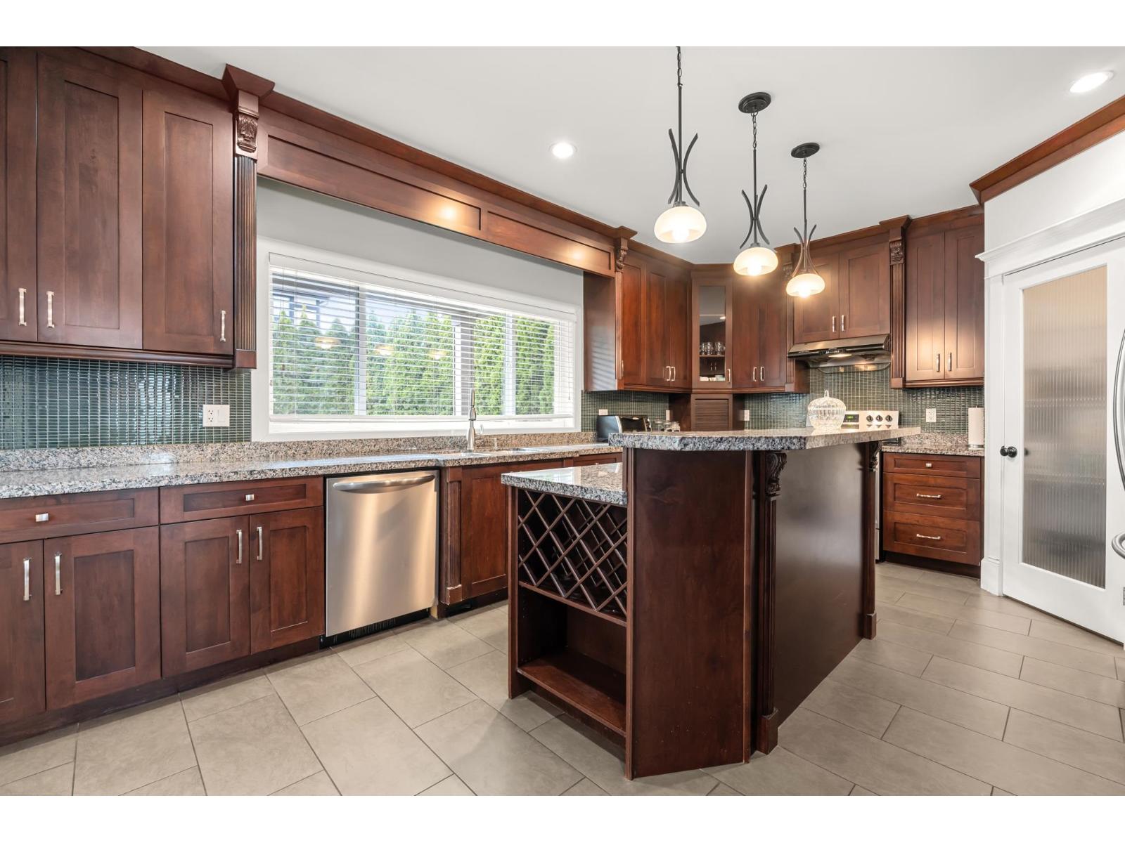 7043 197b Street, Langley, British Columbia  V2Y 0E9 - Photo 15 - R3156581