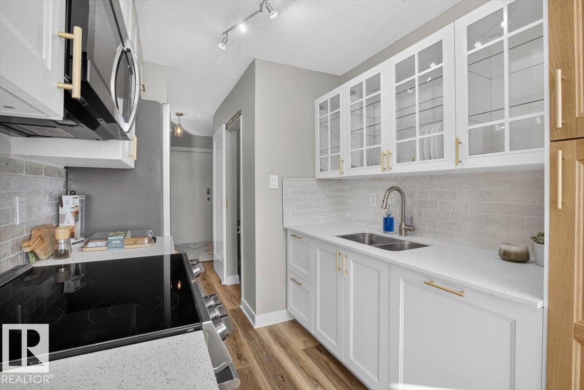 #205 11429 124 ST NW