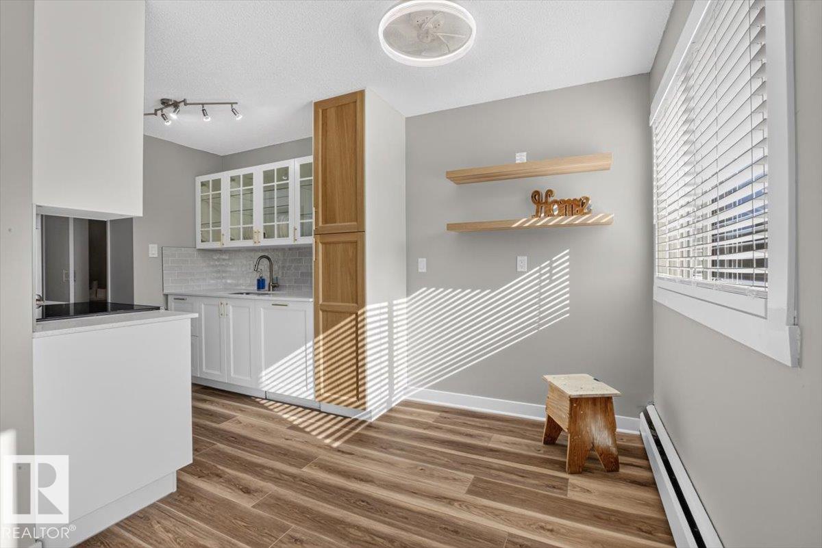 #205 11429 124 ST NW