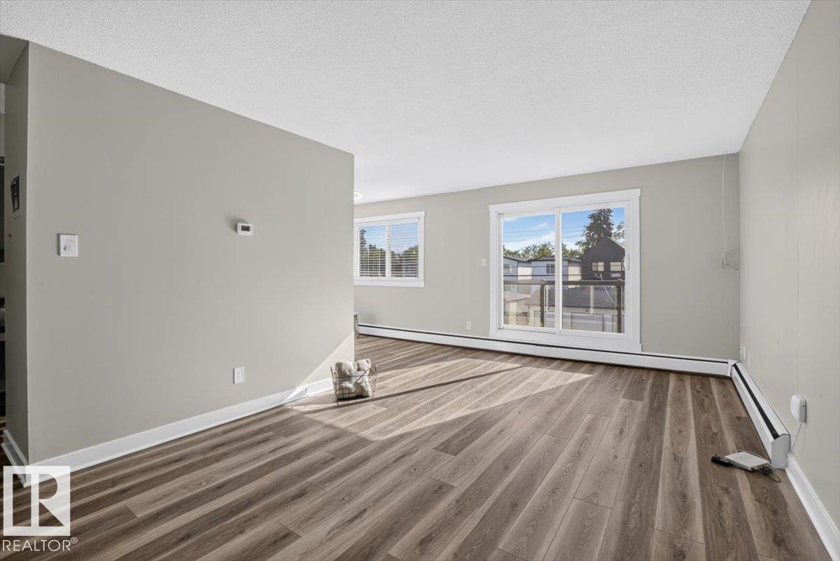 #205 11429 124 ST NW