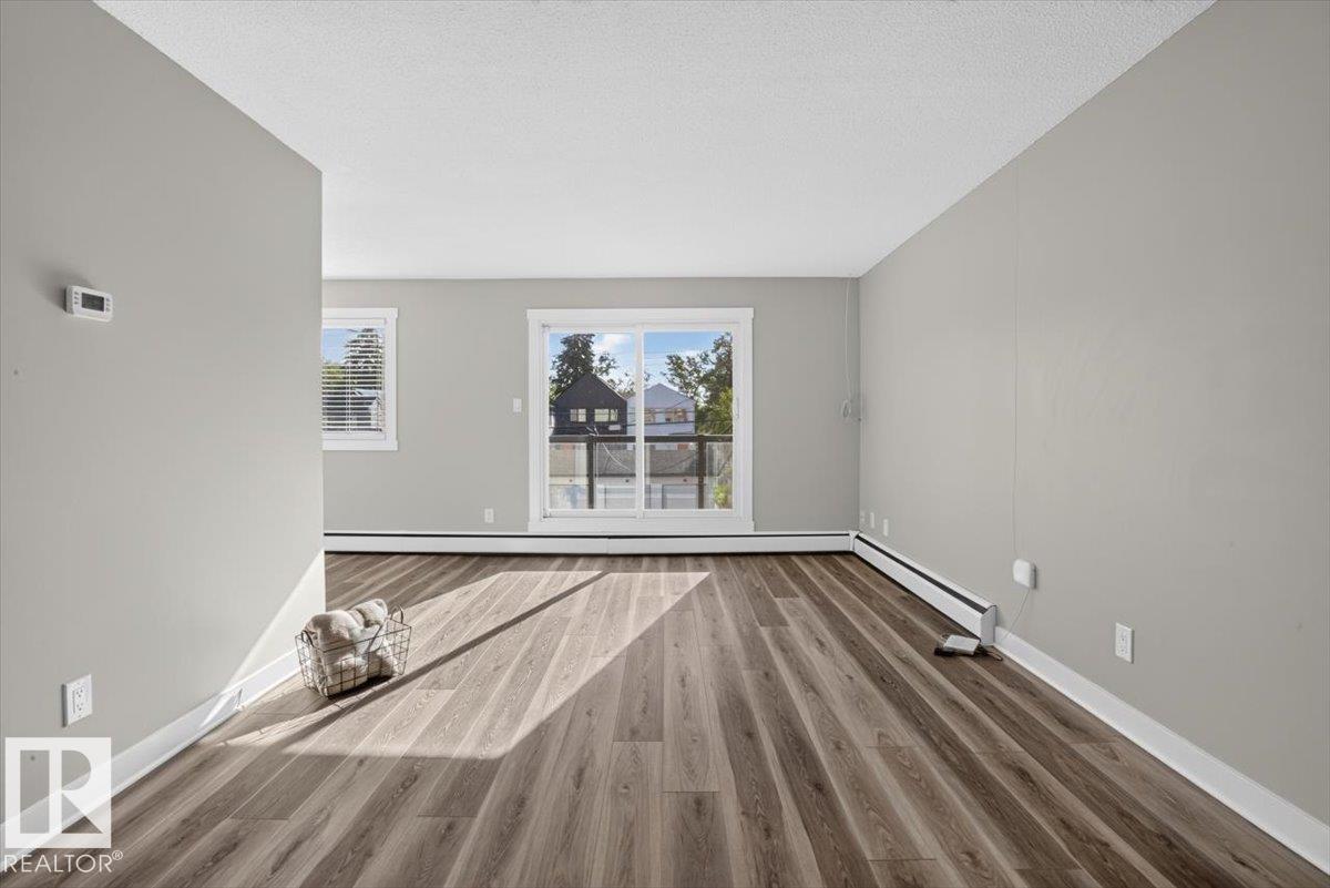 #205 11429 124 ST NW