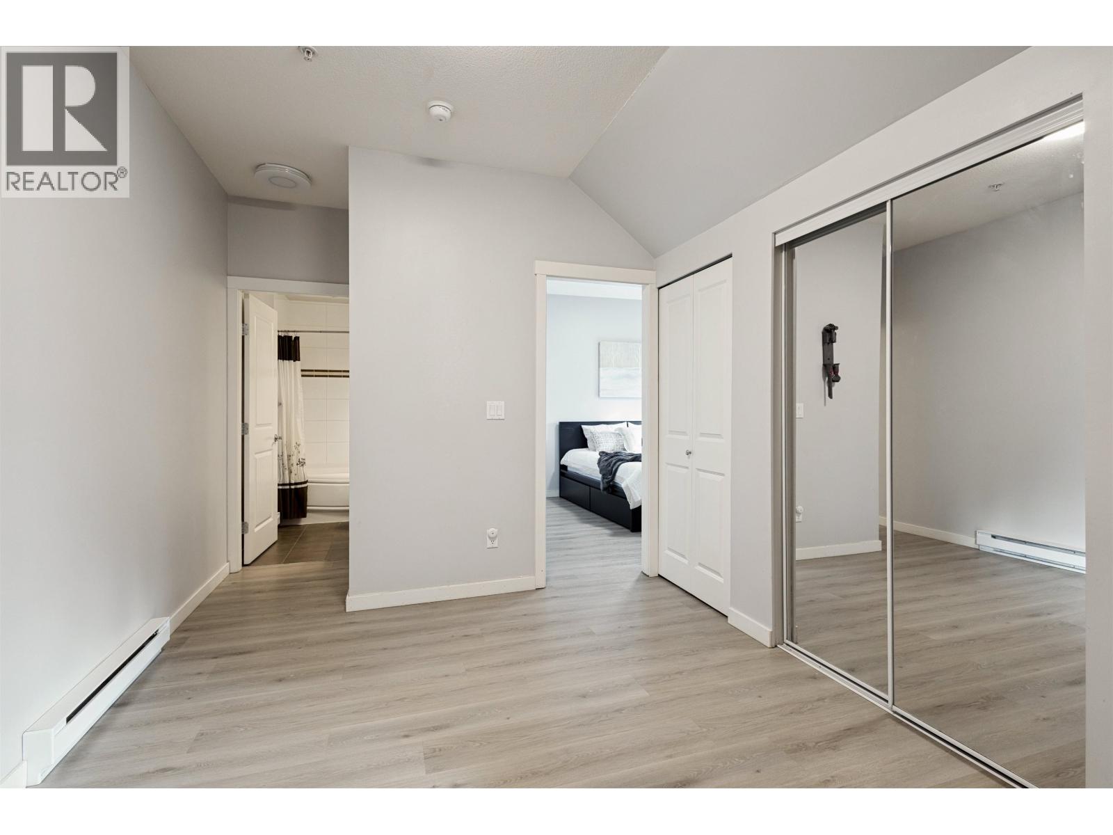 201 1661 Fraser Avenue, Port Coquitlam, British Columbia  V3B 0B6 - Photo 16 - R3126360