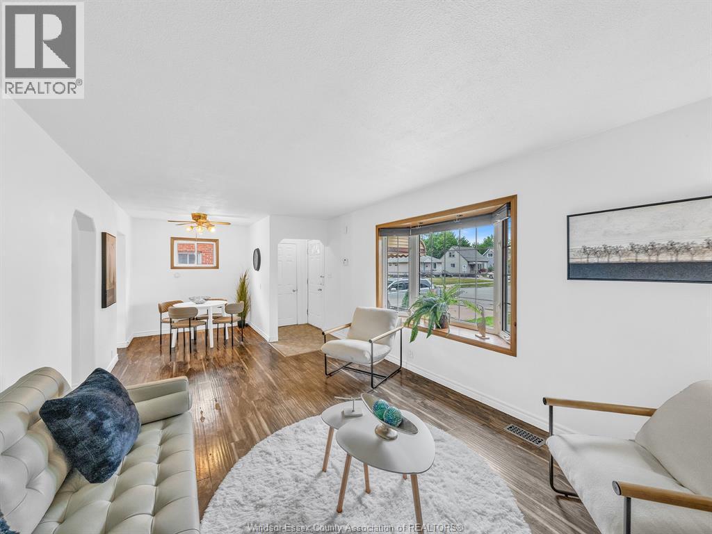 2187 Girardot, Windsor, Ontario  N9B 1R3 - Photo 8 - 26020288