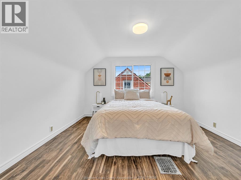 2187 Girardot, Windsor, Ontario  N9B 1R3 - Photo 24 - 26020288