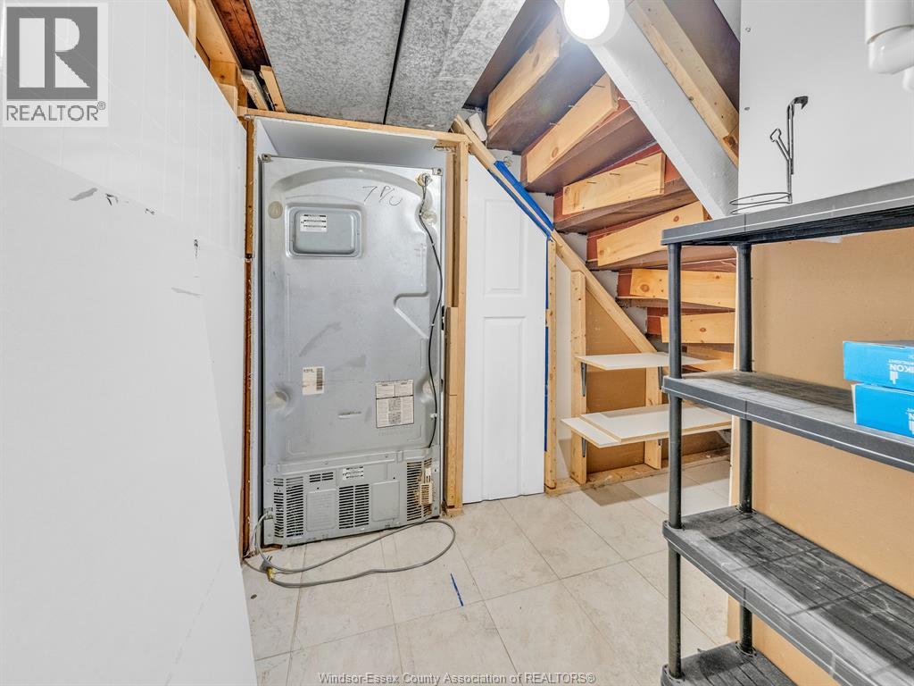 2187 Girardot, Windsor, Ontario  N9B 1R3 - Photo 39 - 26020288