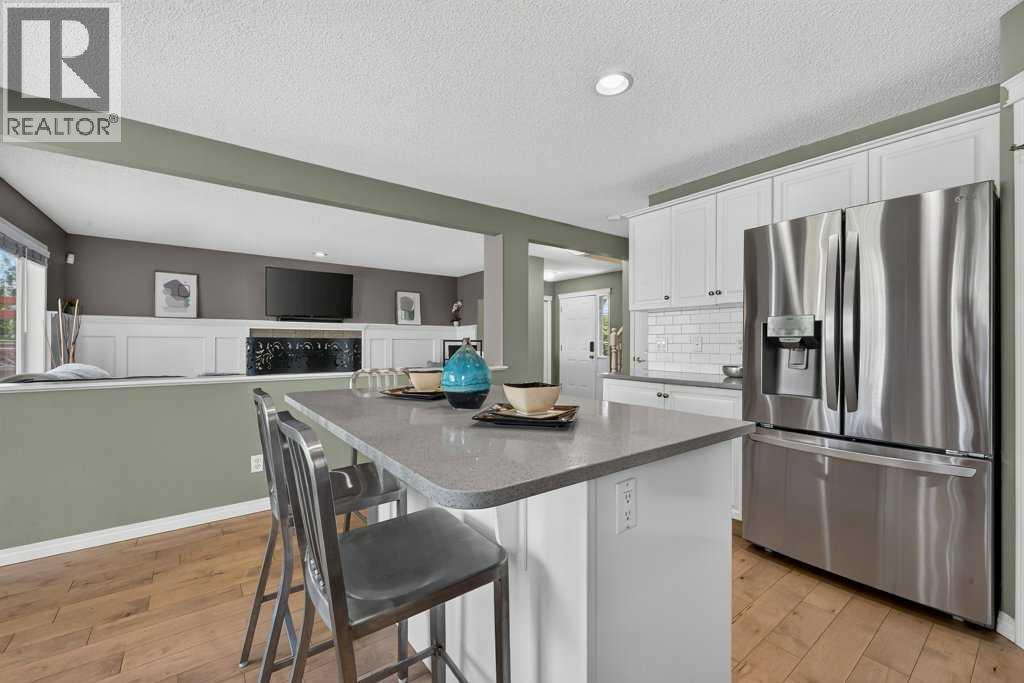 141 Douglas Glen Manor SE, Calgary, Alberta  T2Z 3Y5 - Photo 7 - A2334034