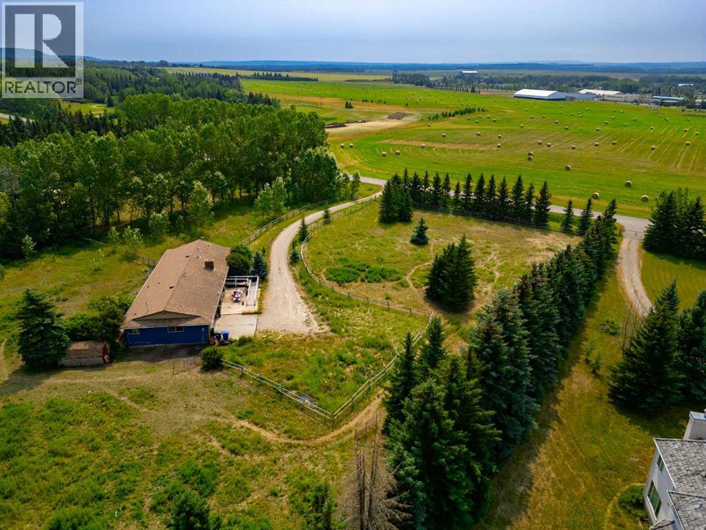 250 Huggard Road, Rural Rocky View County, Alberta  T3Z 2C3 - Photo 9 - A2335996