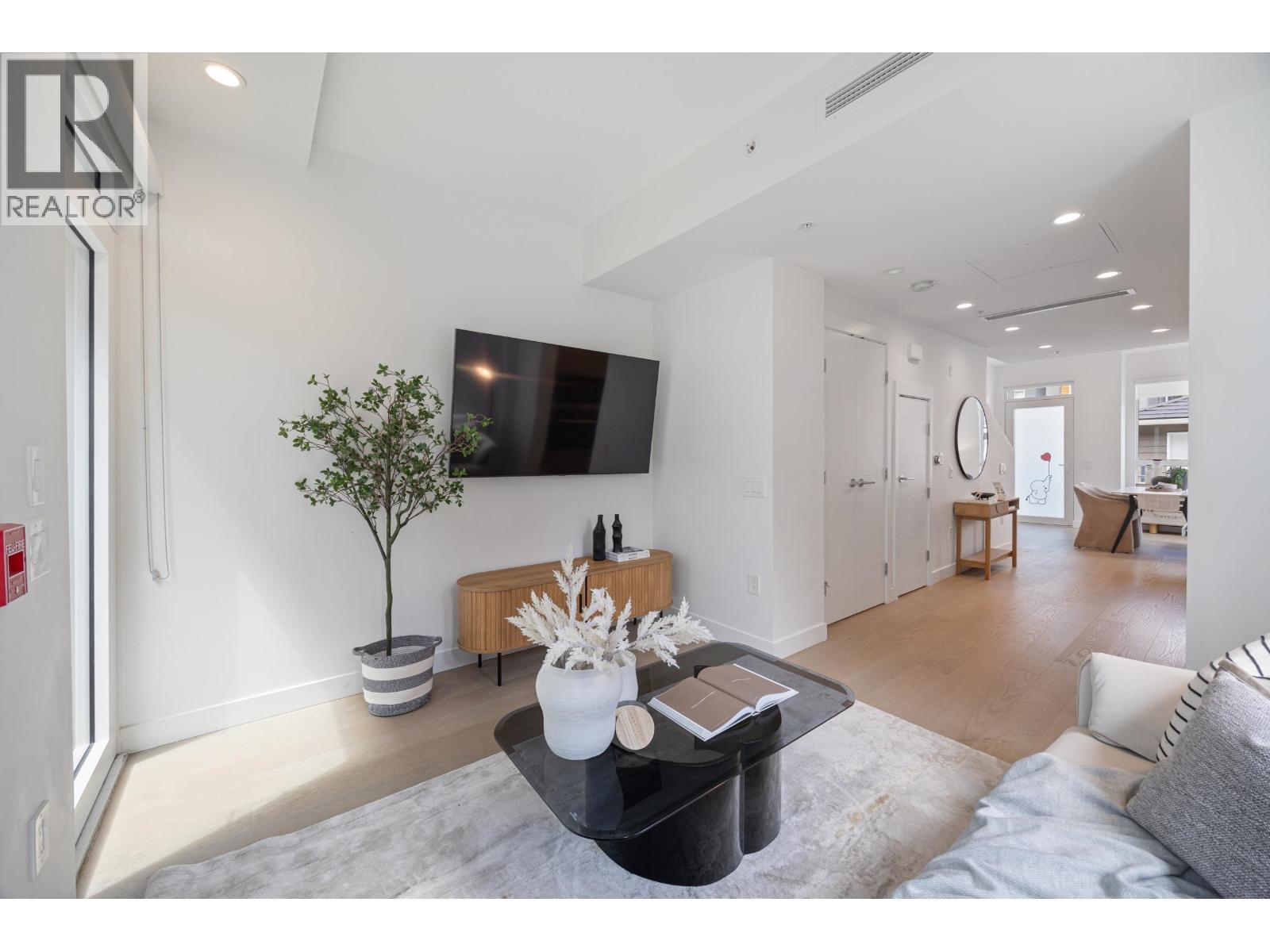477 W King Edward Avenue, Vancouver, British Columbia  V5Y 2J3 - Photo 6 - R3141503