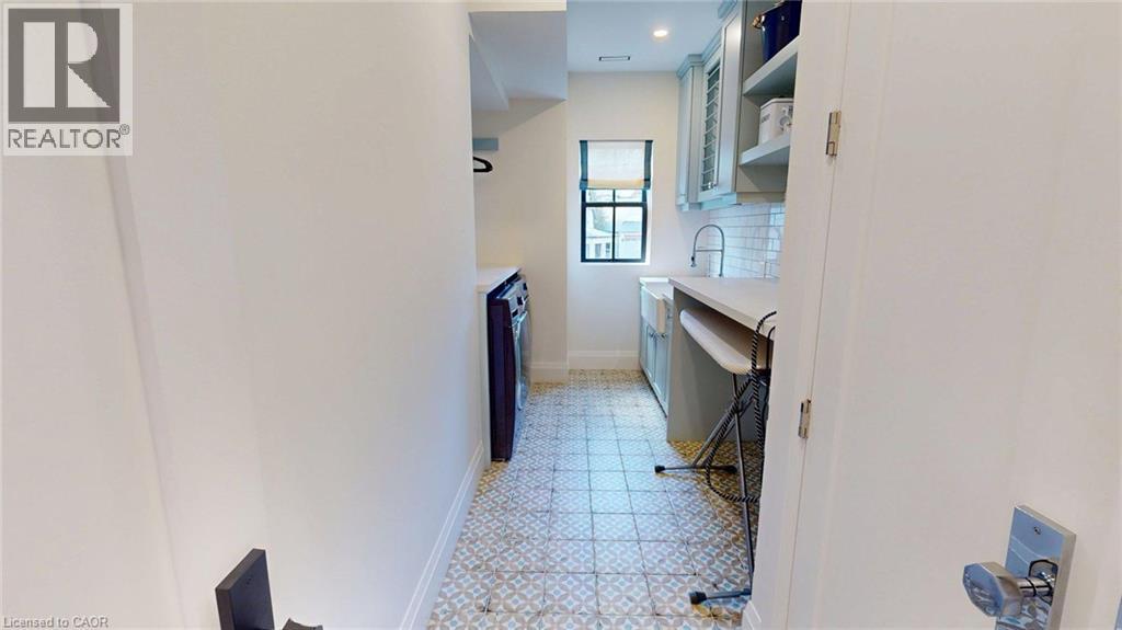 1114 Truman Avenue, Oakville, Ontario  L6H 1Y8 - Photo 33 - 40856636
