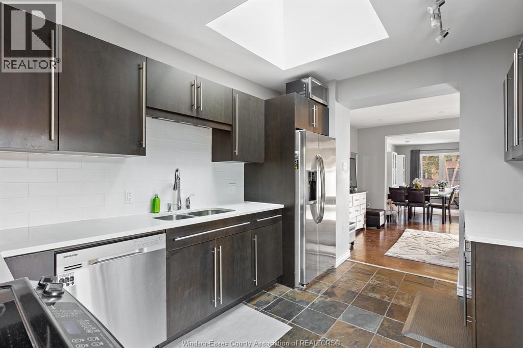 853 Monmouth, Windsor, Ontario  N8Y 3L5 - Photo 10 - 26020209