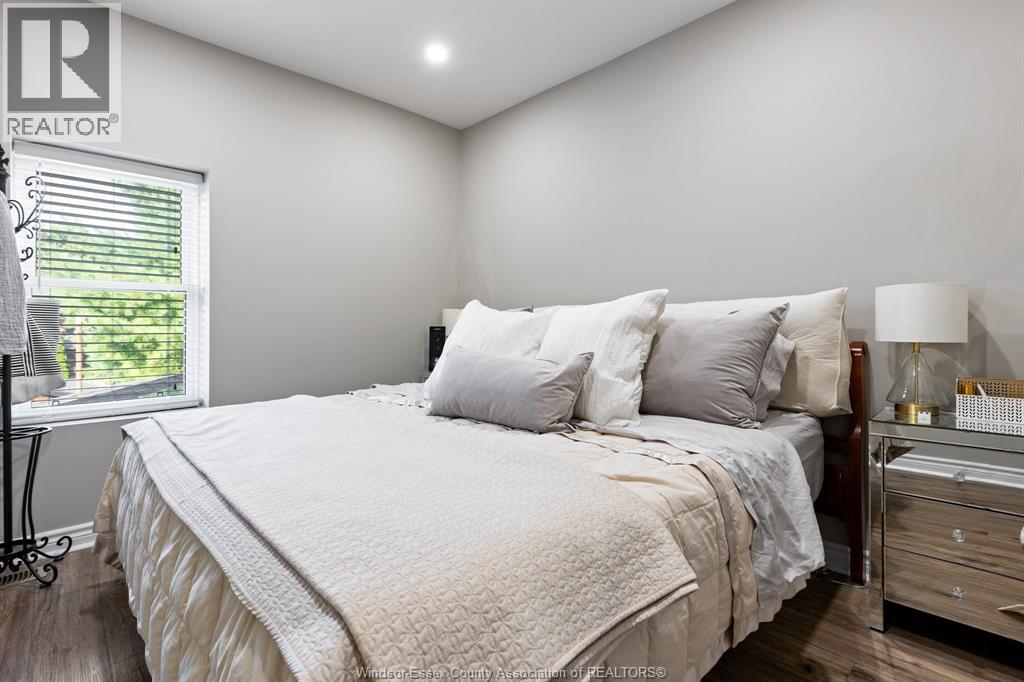 853 Monmouth, Windsor, Ontario  N8Y 3L5 - Photo 12 - 26020209