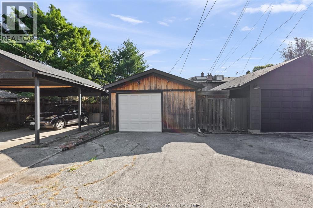 853 Monmouth, Windsor, Ontario  N8Y 3L5 - Photo 18 - 26020209